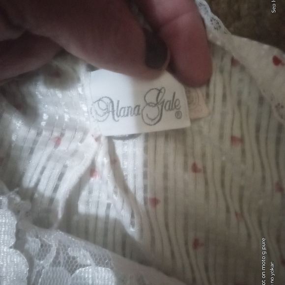 Vintage Alana Gale Lace Teddy Romper White with Red Hearts and Ribbons M - Picture 5 of 8